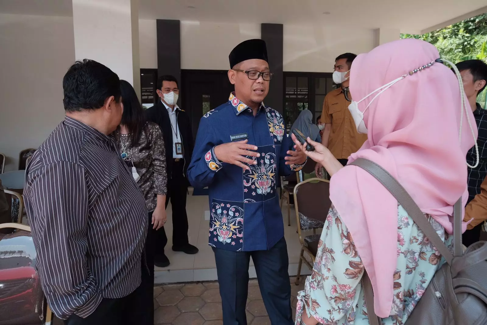 Bang Imam: Trotoar Dibangun untuk Pejalan Kaki, Bukan Tempat Parkir