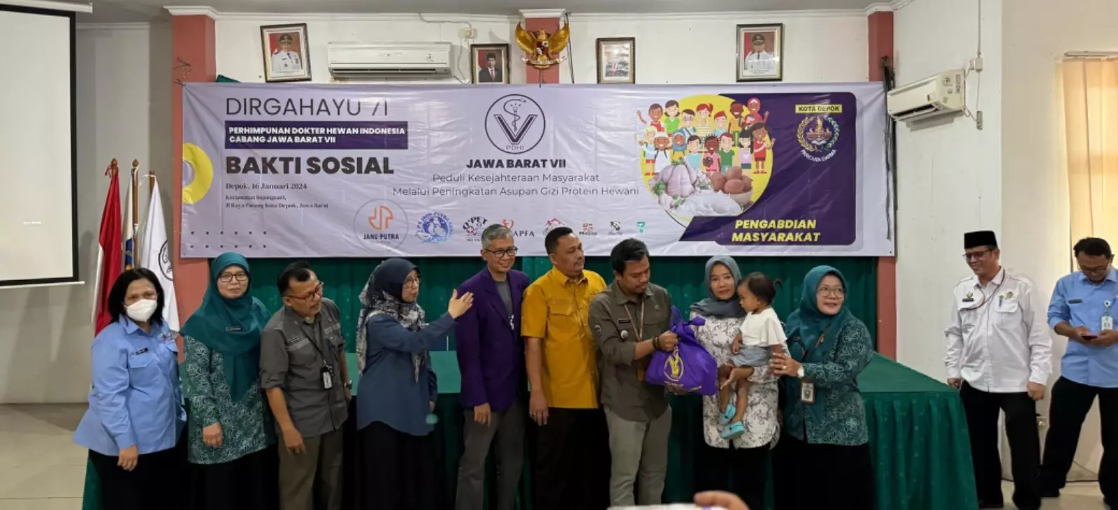 PDHI Jabar VII Bagikan Ratusan Bantuan Pangan Segar ke Warga Bojongsari