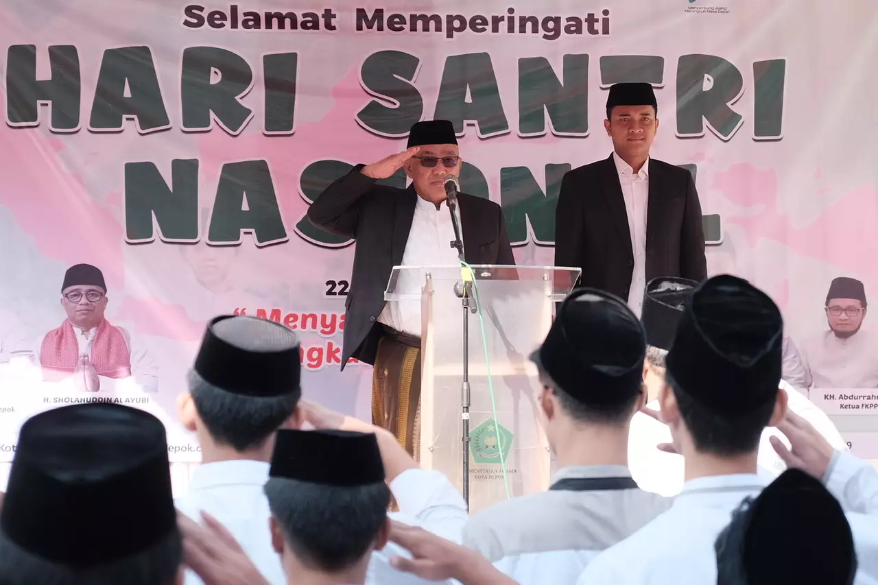 Kiai Idris Jadi Inspektur Upacara Peringatan Hari Santri Nasional Tingkat Kota Depok 2024