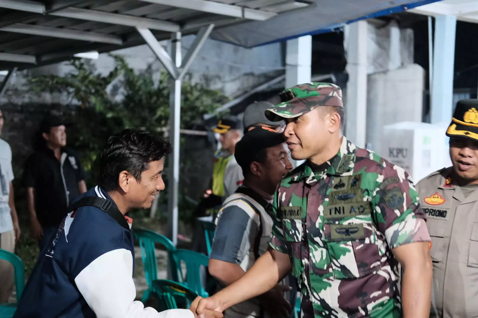 Sambil Motoran, Dandim 0508 dan Forkopimda Depok Cek Pengamanan TPS