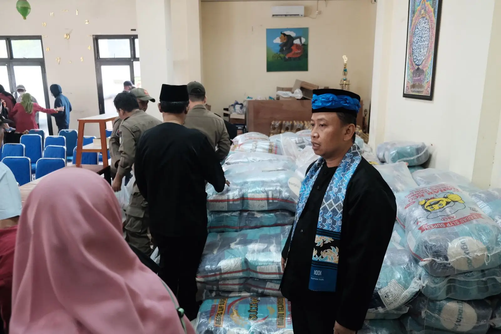 Tinjau Operasi Pasar Bersubsidi, Supian Suri: Perhatian Pemerintah untuk Masyarakat Jelang Idulfitri