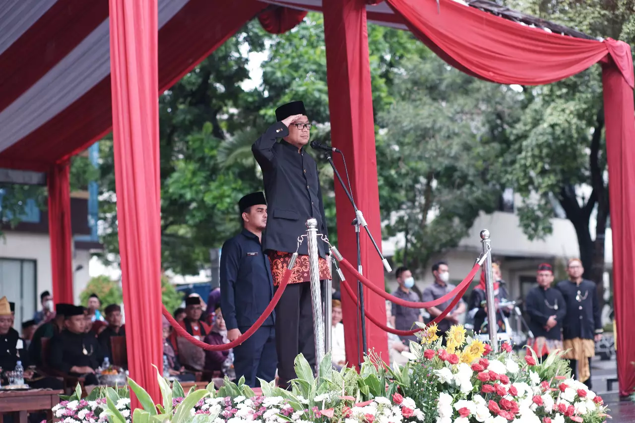 Bertindak Sebagai Inspektur Upacara HAB ke-77, Wakil Wali Kota Depok Sampaikan Pesan Menag RI