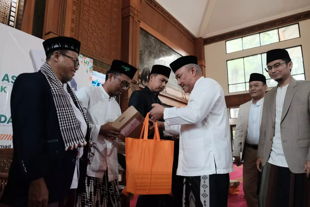 Moment Hari Santri, Pemkot Depok Beri Bantuan ke Pondok Pesantren