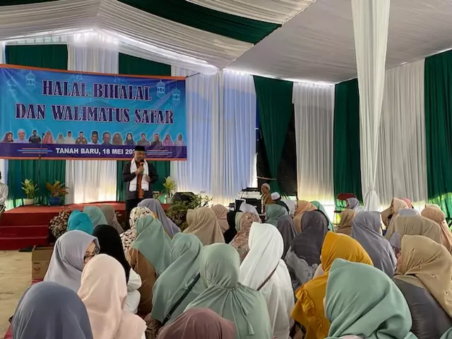Hadiri Halalbihalal Warga Tanah Baru, Wali Kota Sampaikan Sejumlah Pesan
