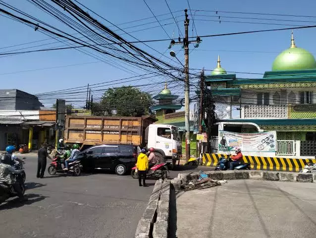 Pemkot Segera Bangun Jembatan Mampang yang Miliki Bentang 6 Meter