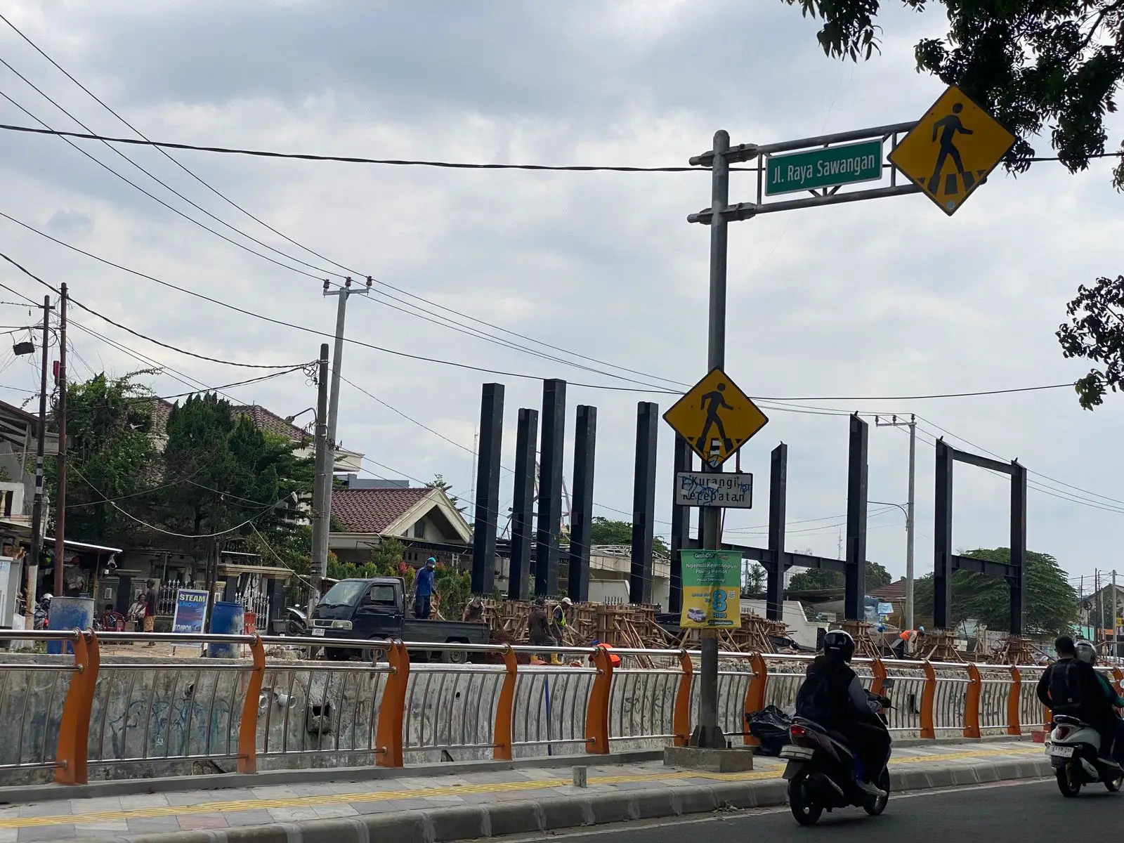 Kaleidoskop DPUPR 2024: Belasan Jalan dan Jembatan di Rekonstruksi, Hingga Bangun Lanjutan Penataan SeCAWAN