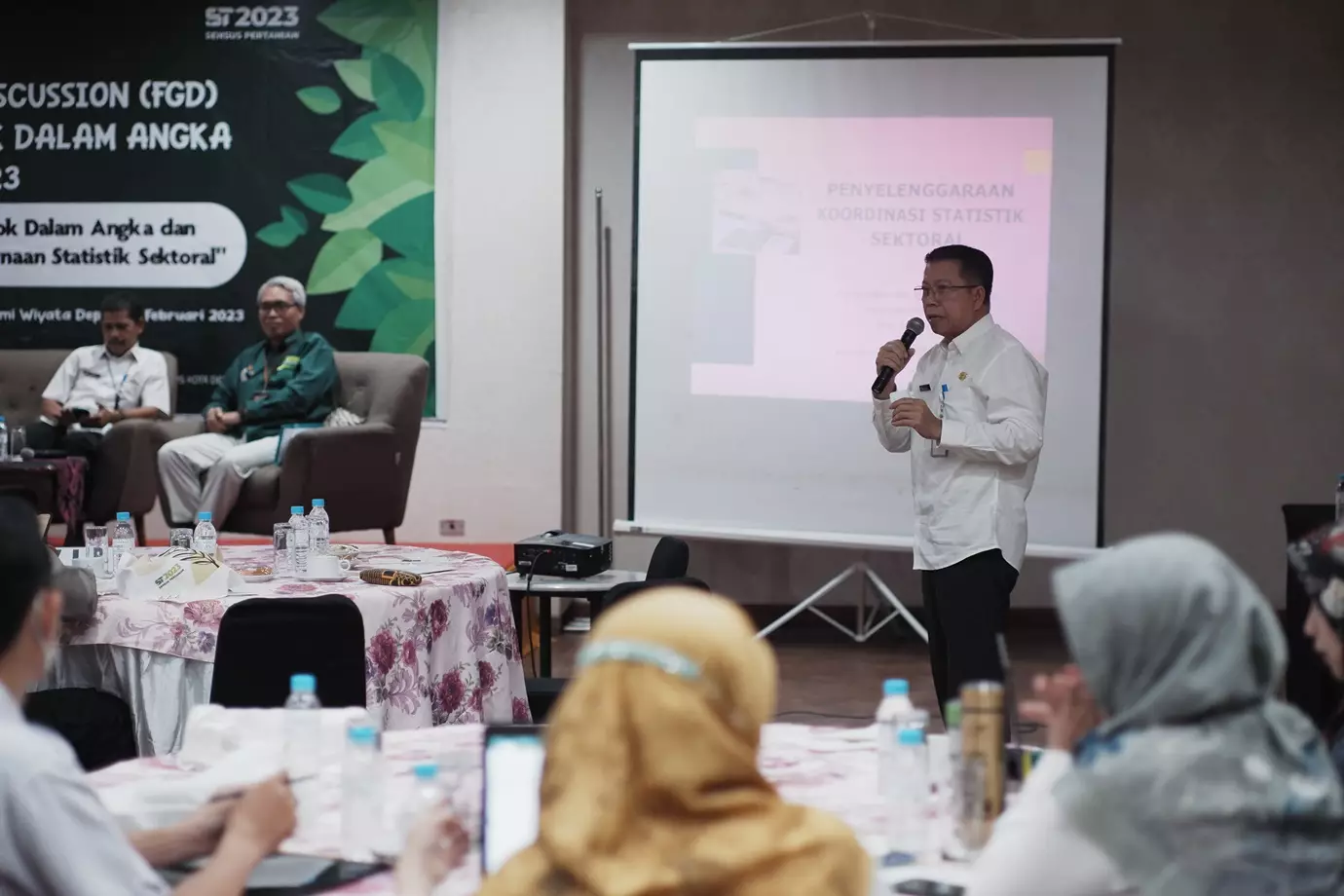 Kadiskominfo Jadi Narasumber Pada FGD Data Kota Depok Dalam Angka