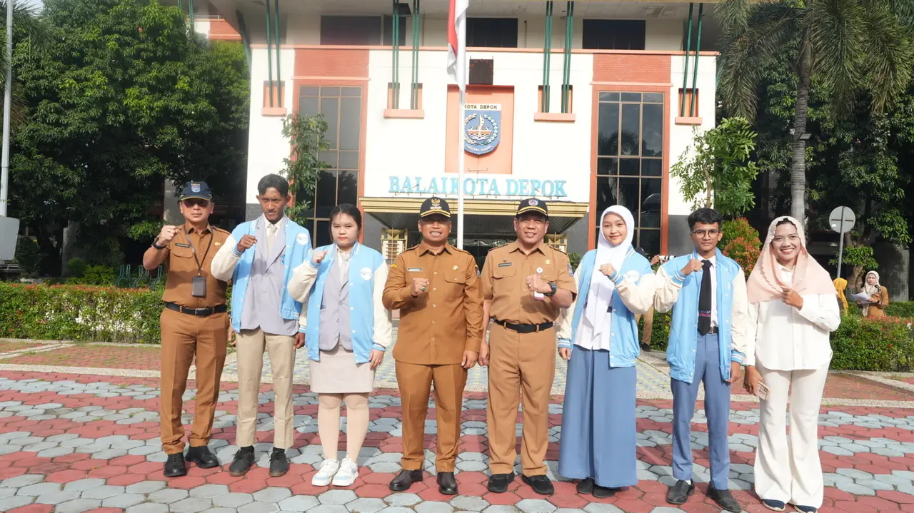 Depok Maju Go Global, 30 Pemuda Dilepas Wali Kota untuk Kuliah dan Magang ke Luar Negeri