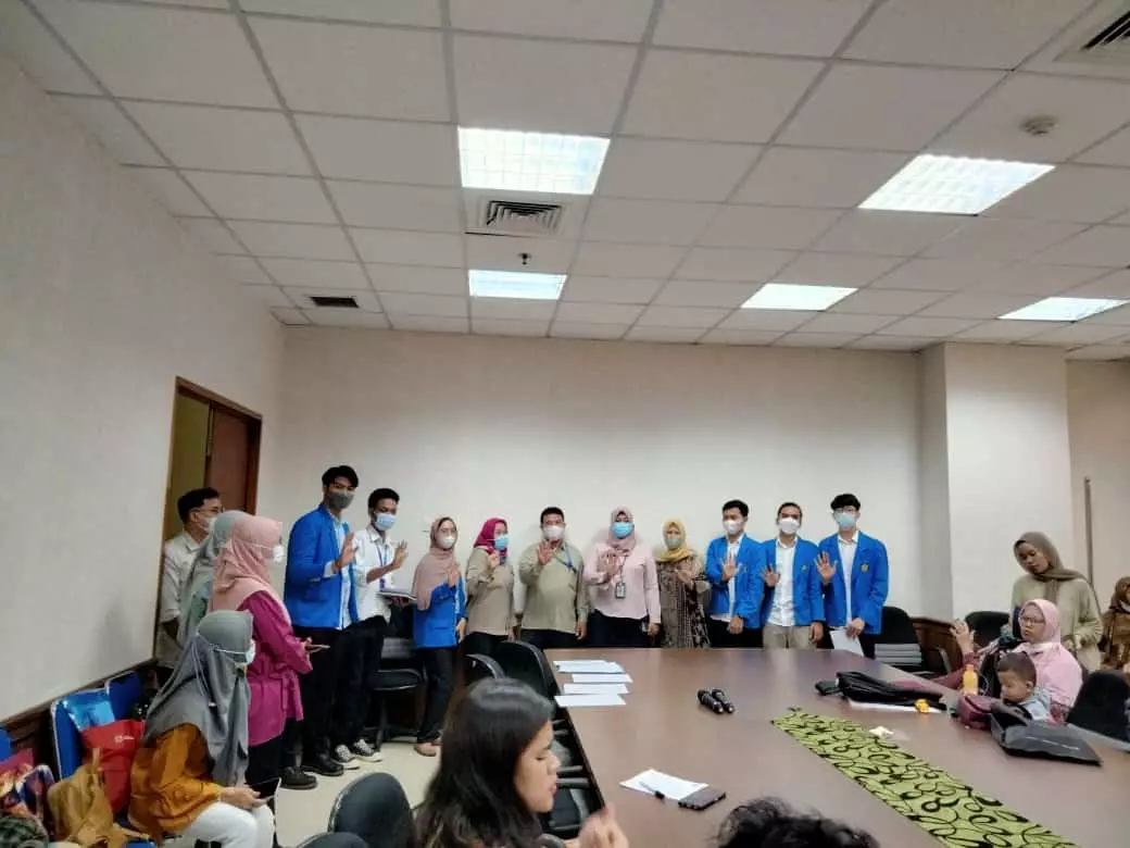 Jalin Kerja Sama, Dinsos Depok - Kemensos Bagikan Alat Bantu Dengar kepada 27 Warga Tuna Rungu