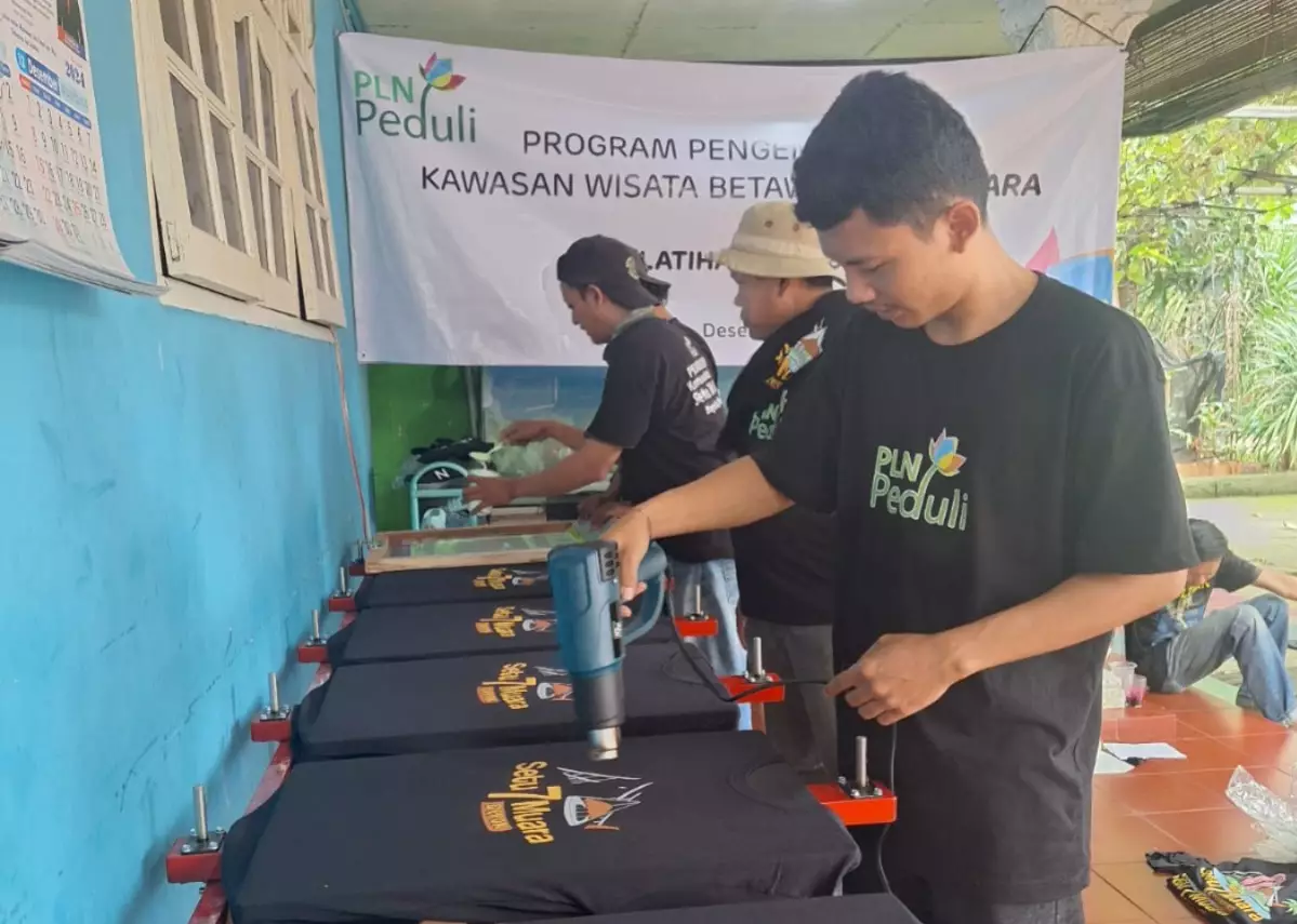 RW 14 Bojongsari Dapat Bantuan Pelatihan dan Pembangunan Fisik dari PLN