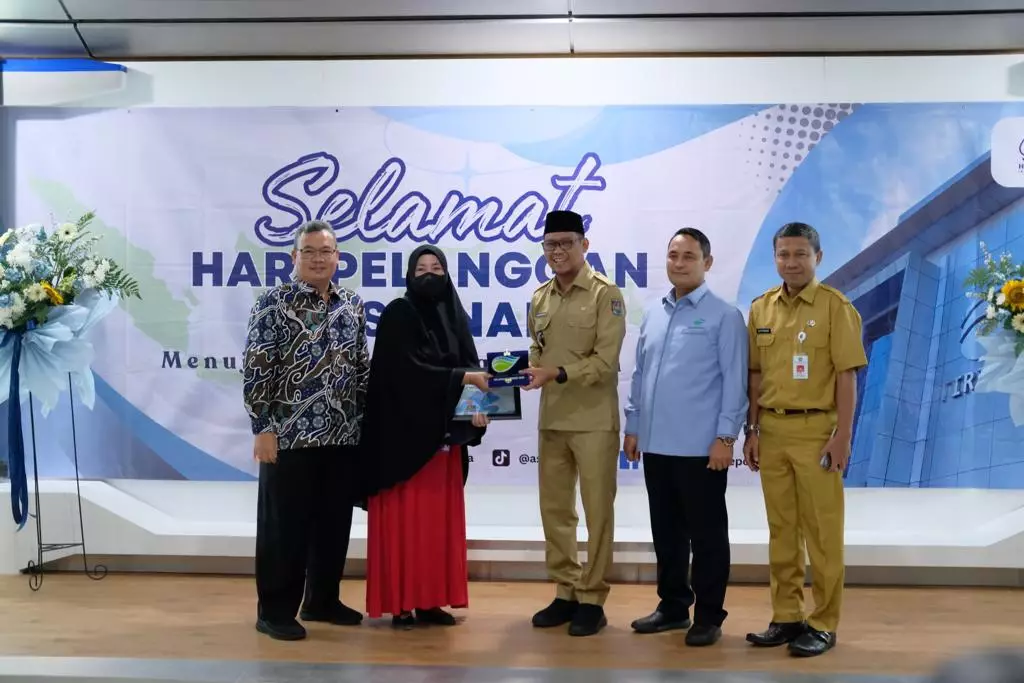 Peringati Harpelnas, PT Tirta Asasta Berikan Hadiah Kepada Pelanggan