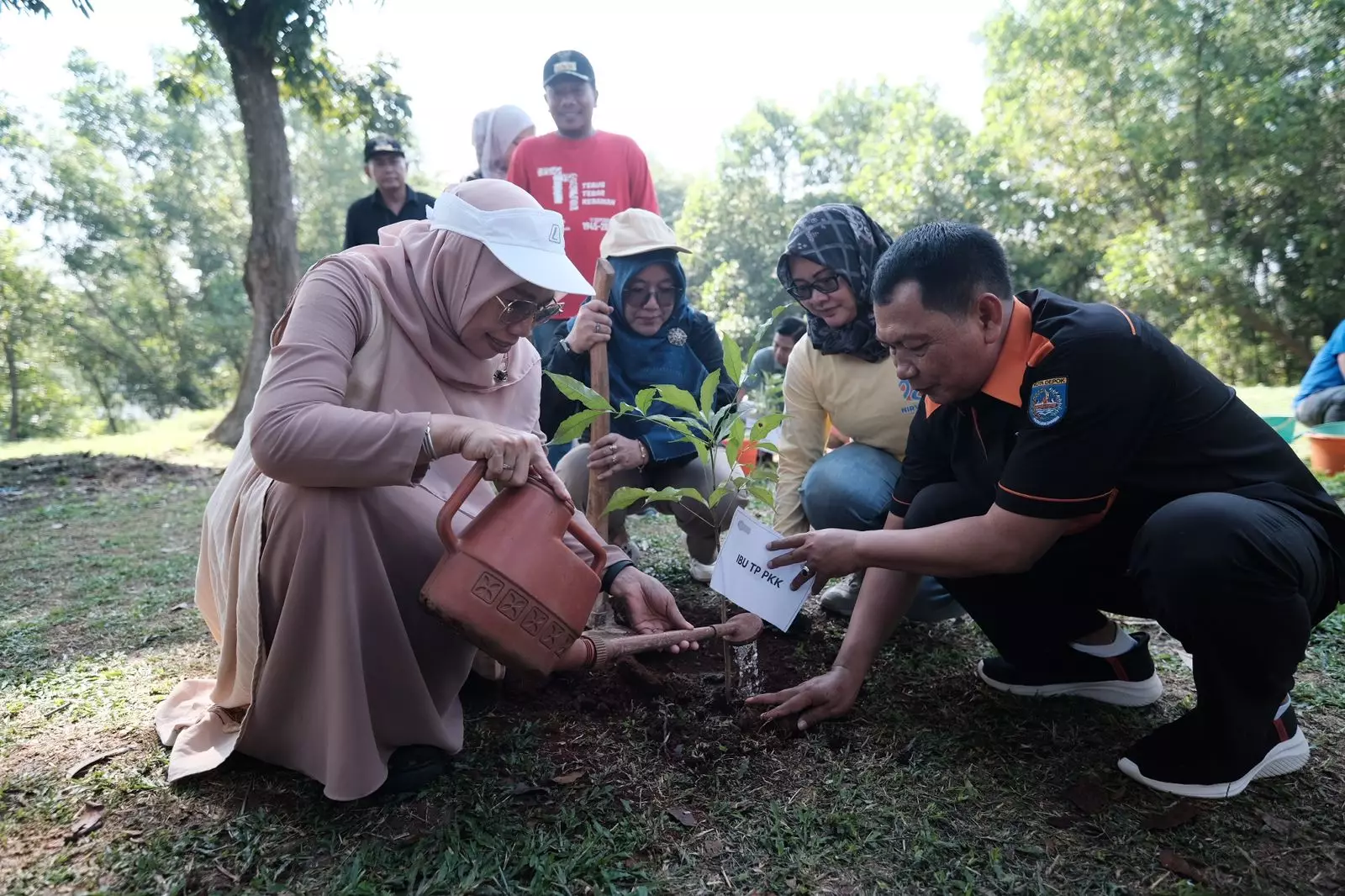 Peringati Hari Lingkungan Hidup Sedunia, Pemkot dan Komunitas Adakan Gerakan Bersih Depok 2024