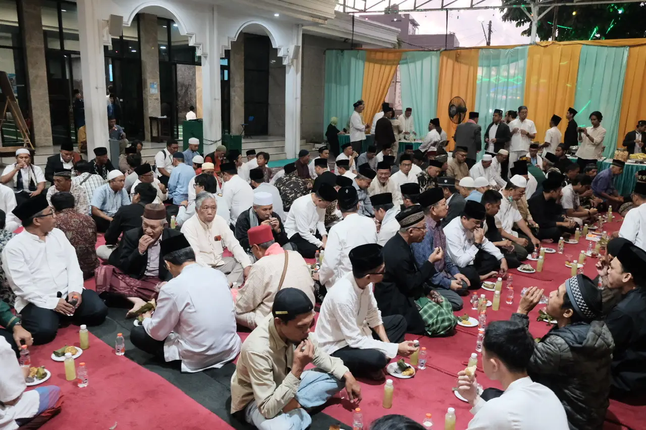 Pemkot Depok Gelar Tausiyah Ramadan dan Buka Puasa Bersama di Masjid Al Falah Cisalak Pasar