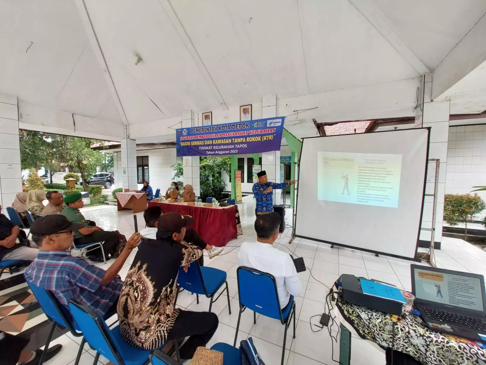 Kelurahan Tapos Gelar Rakor Germas dan KTR