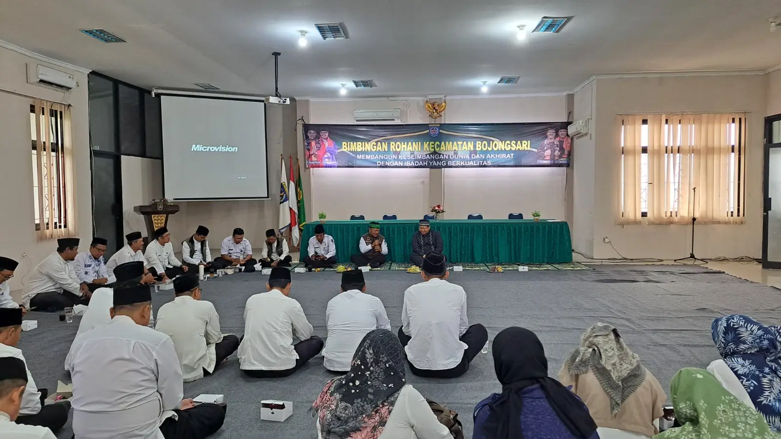 Kecamatan Bojongsari Gelar Bimbingan Rohani Sambut Tahun 2025