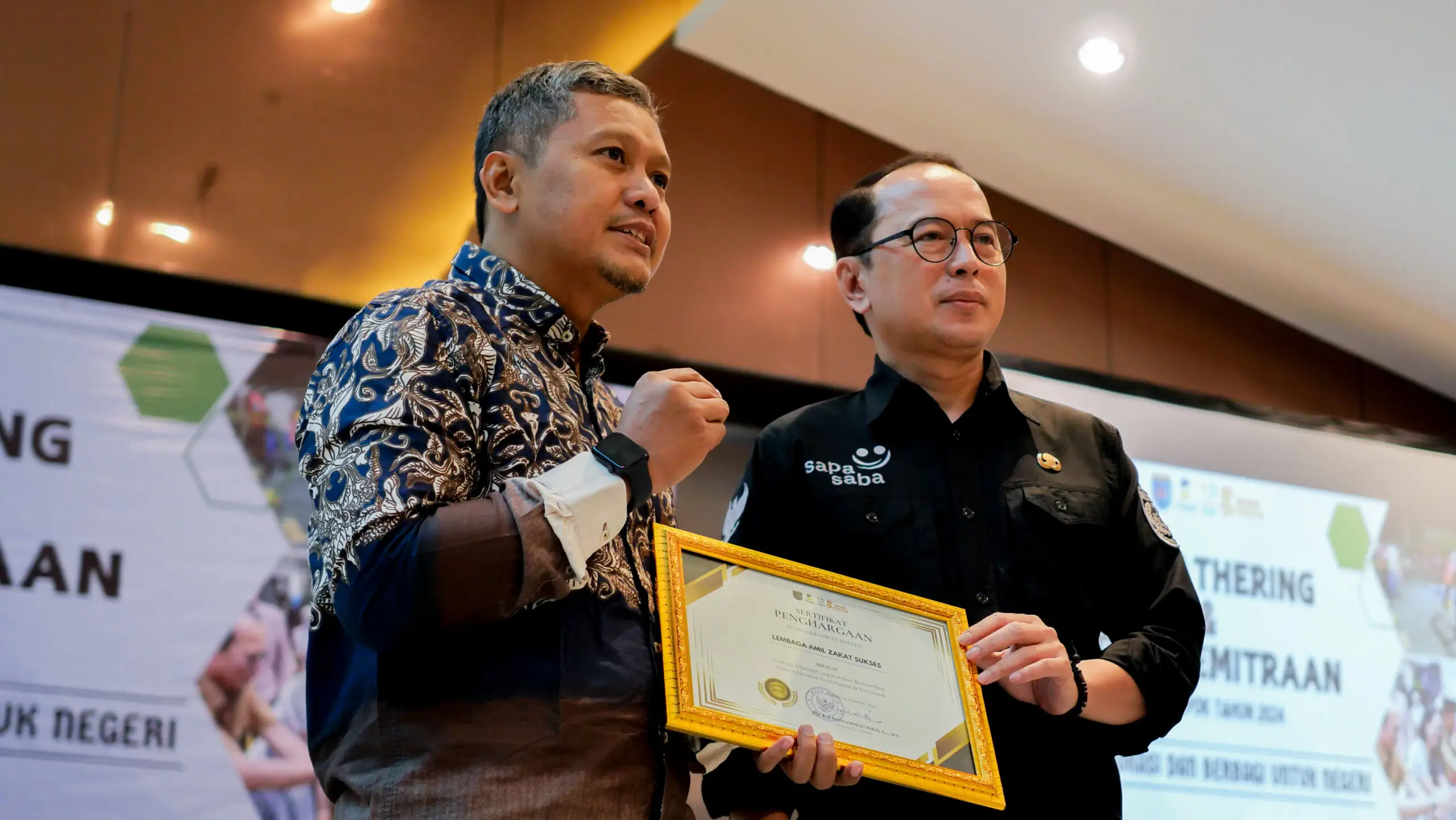 Zakat Sukses Terima Penghargaan CSR Award 2024 dari Pemkot Depok