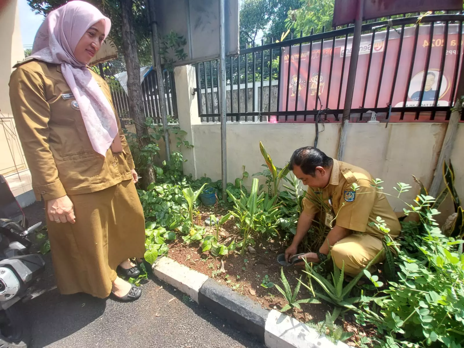 Kelurahan Curug Cimanggis Respons Cepat Instruksi Wali Kota Soal Pengelolaan Sampah