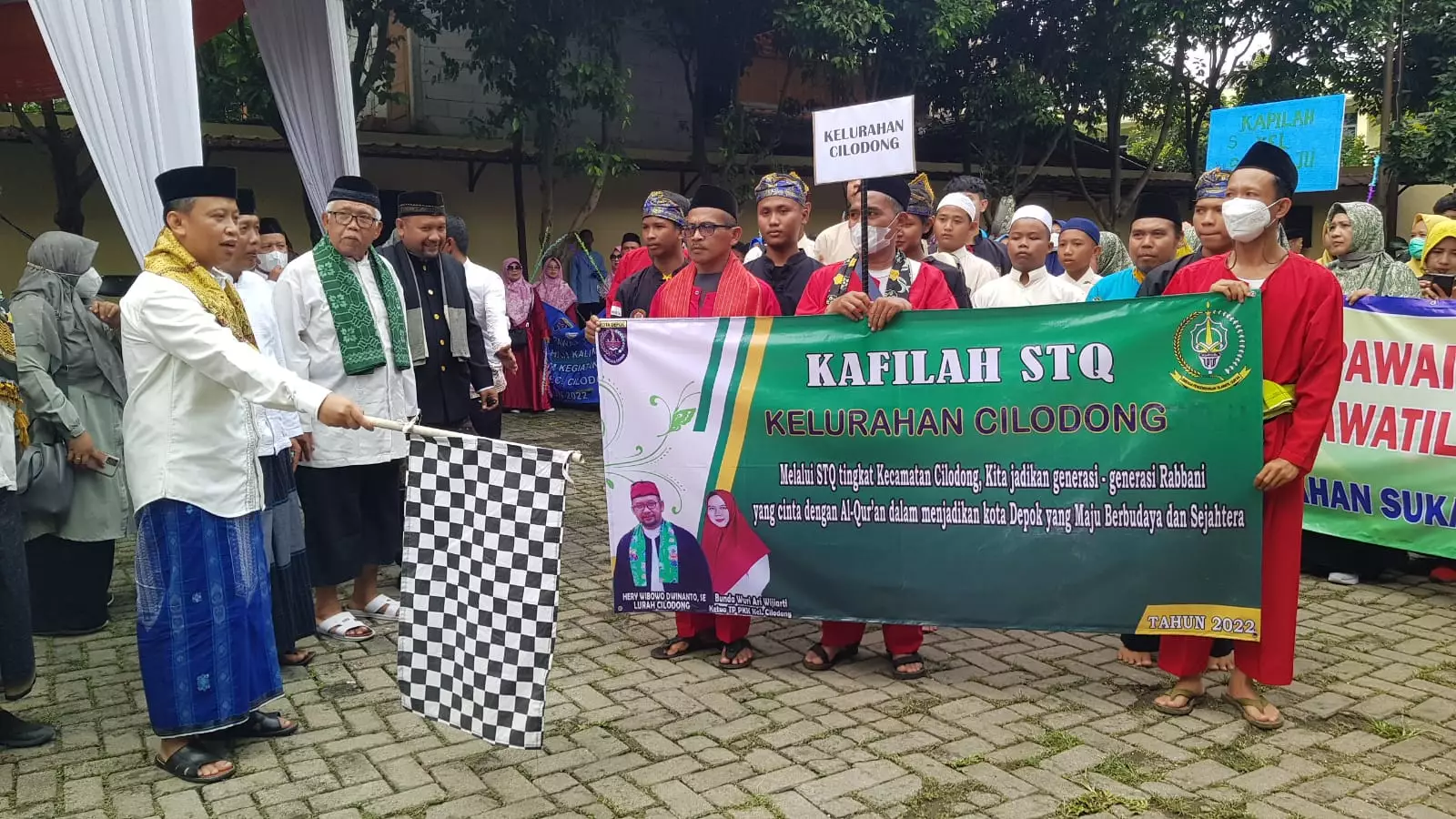 Sekda Lepas Kontingen STQ se-Kecamatan Cilodong