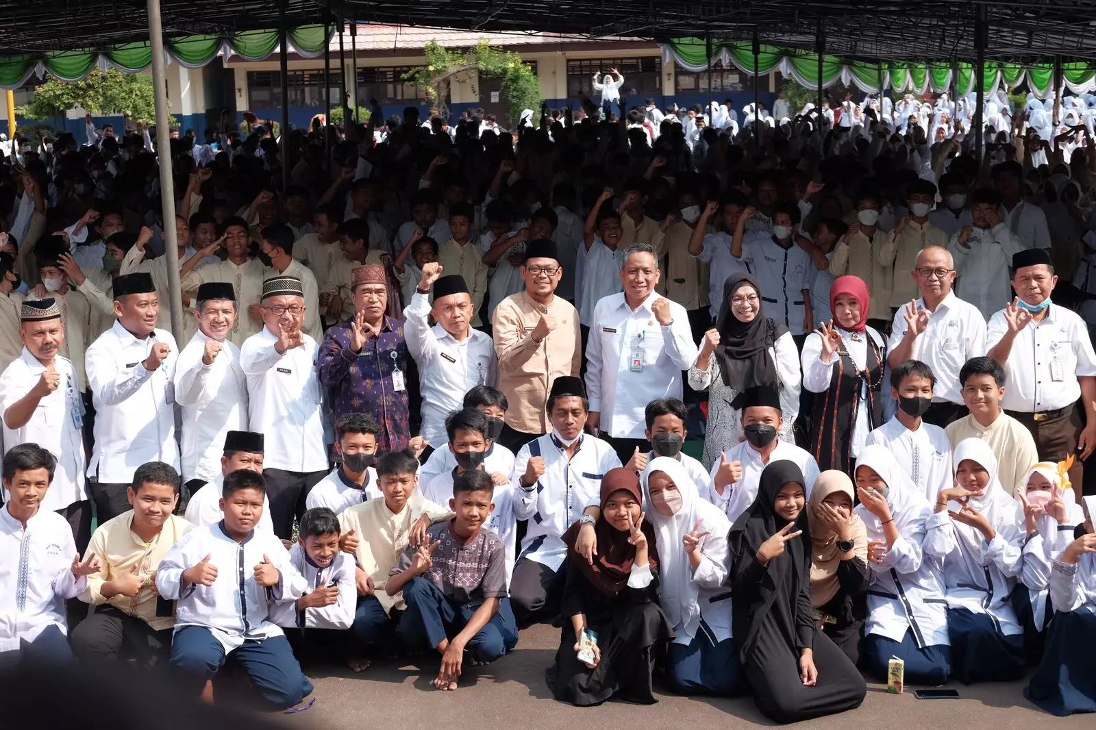 Hadiri Peringatan Maulid Nabi di SMPN 8 Depok, Bang Imam: Momentum Lebih Mengenal Rasulullah SAW