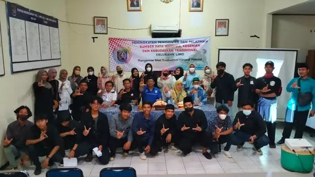 Lestarikan Kesenian Tradisional, Kelurahan Limo Perkenalkan Pencak Silat kepada Generasi Milenial