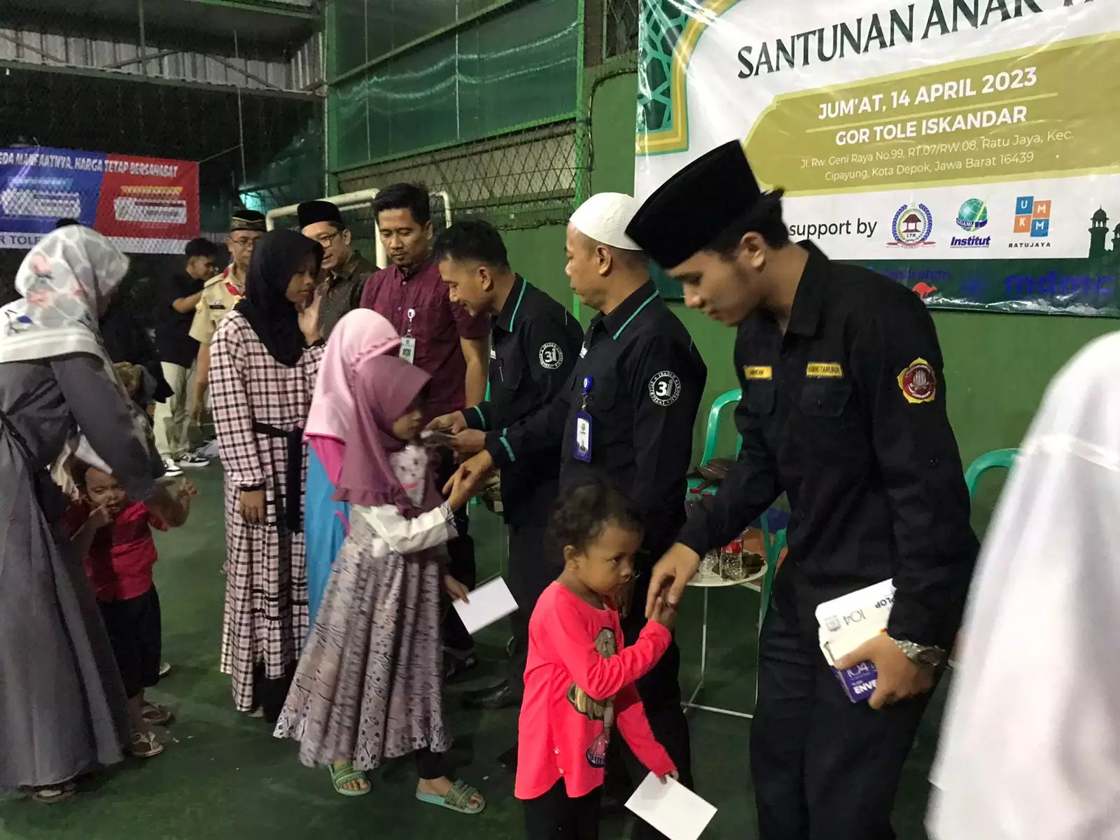 Katar Ratujaya Santuni Puluhan Anak Yatim