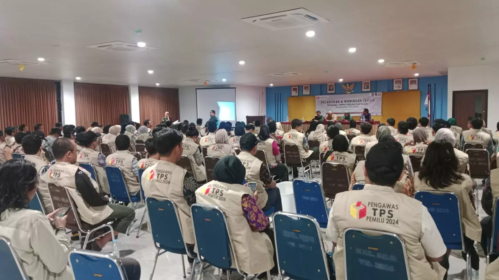 Lantik Pengawas TPS Beji, Ketua Panwascam: Netralitas Harus Dijaga