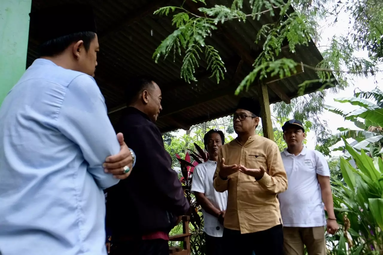 Wakil Wali Kota Tinjau Lokasi P2WKSS di RW 04 Duren Seribu