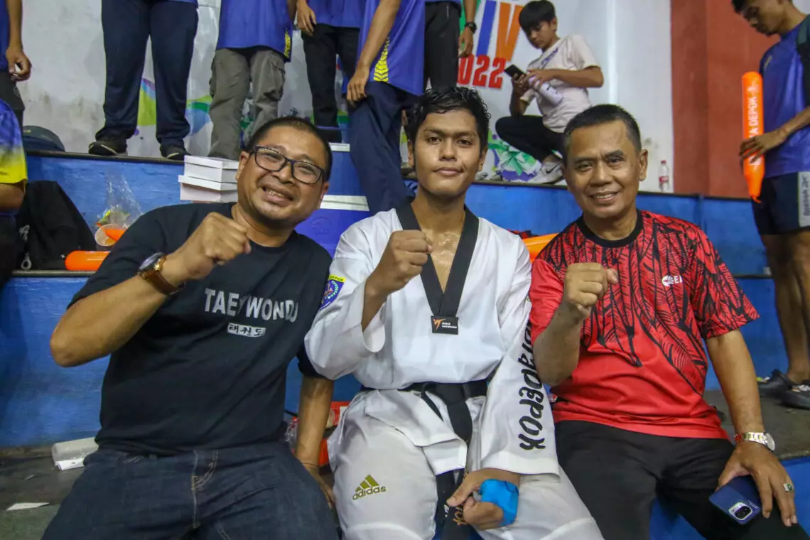 Kota Depok Tambah Satu Medali Perak dari Cabang Taekwondo