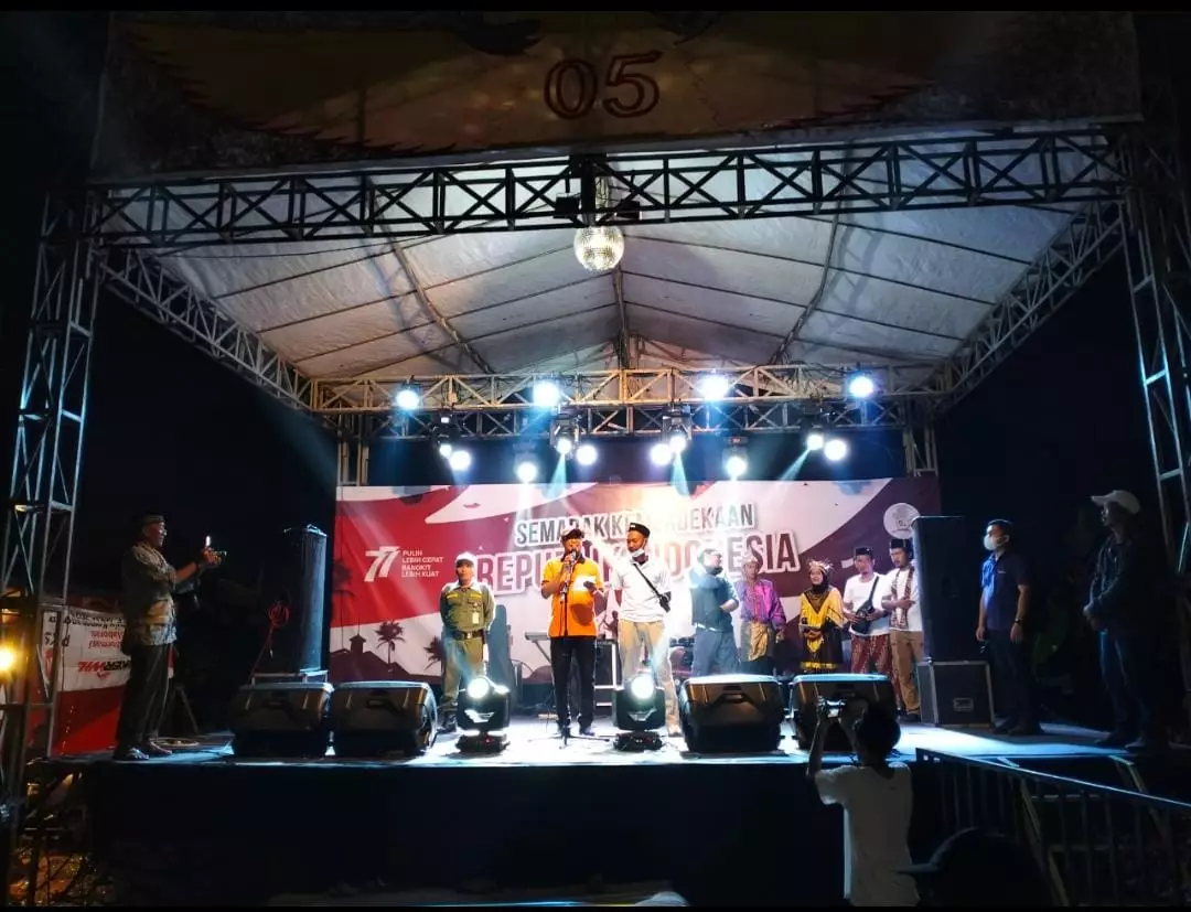 Hadiri Malam Puncak HUT RI di RT 05/RW 01 Limo, Bang Imam Ajak Pemuda Gabung Katar