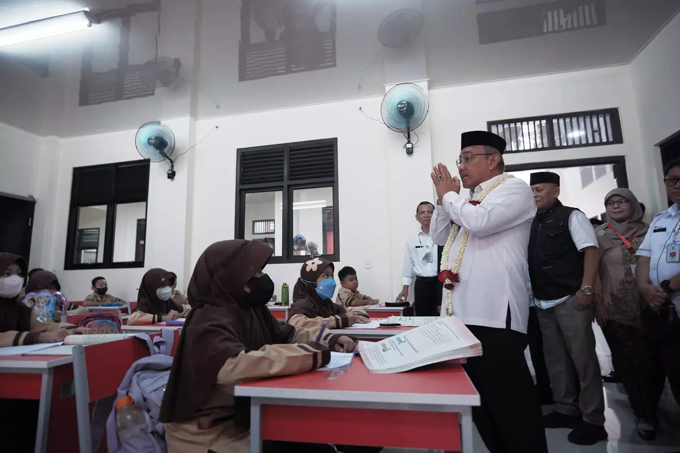 Wali Kota Sapa Siswa SDN Sukatani 7