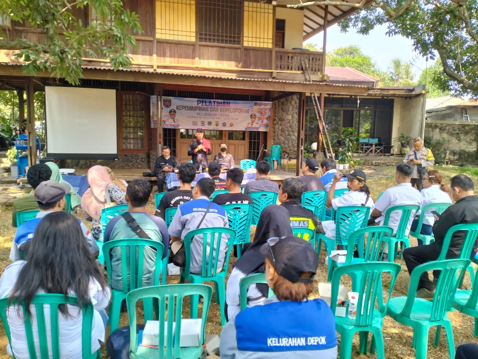 Puluhan Pemuda Kelurahan Depok Dilatih Jadi Pemimpin dan Pelopor