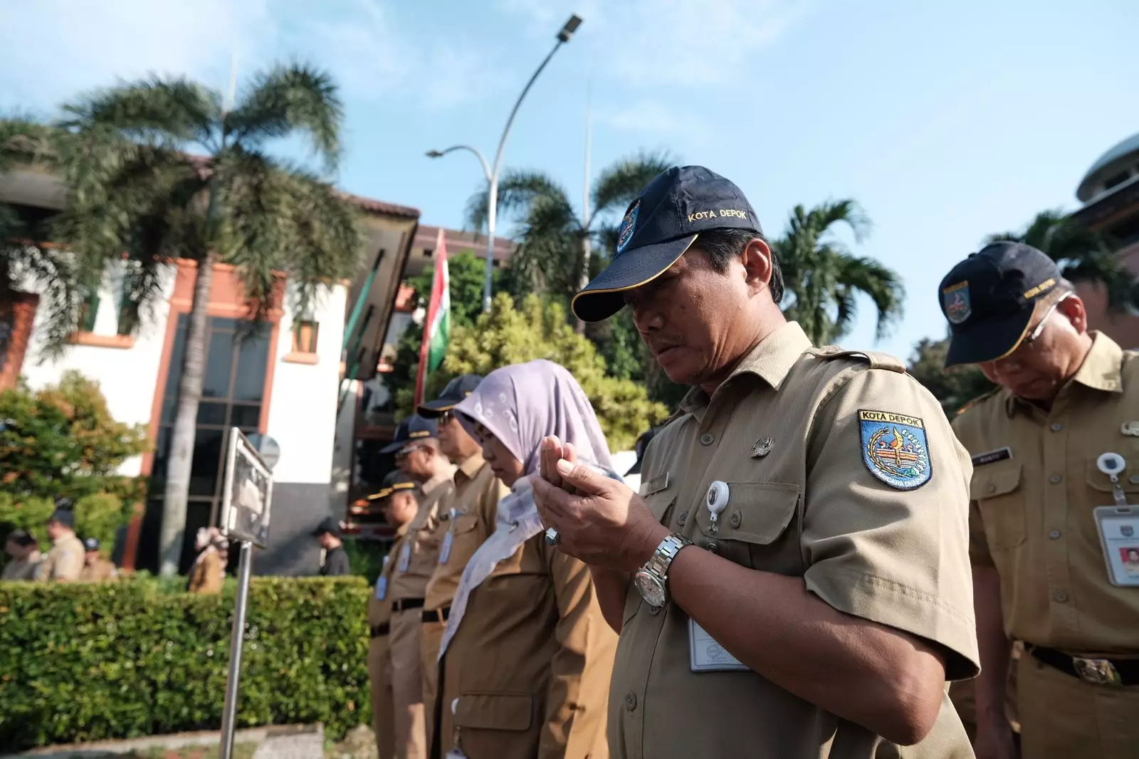 Bang Imam Pimpin Doa Bersama untuk Korban Kecelakaan Bus Siswa SMK Depok di Ciater