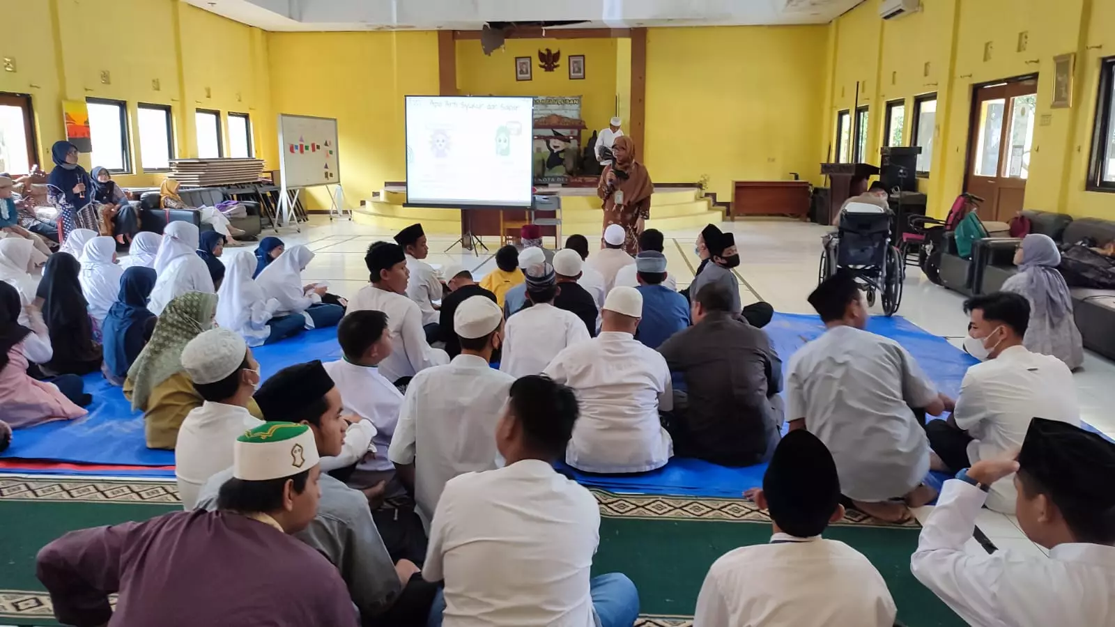 Siswa SLBN Depok Ikuti SmartTren Ramadan 2023