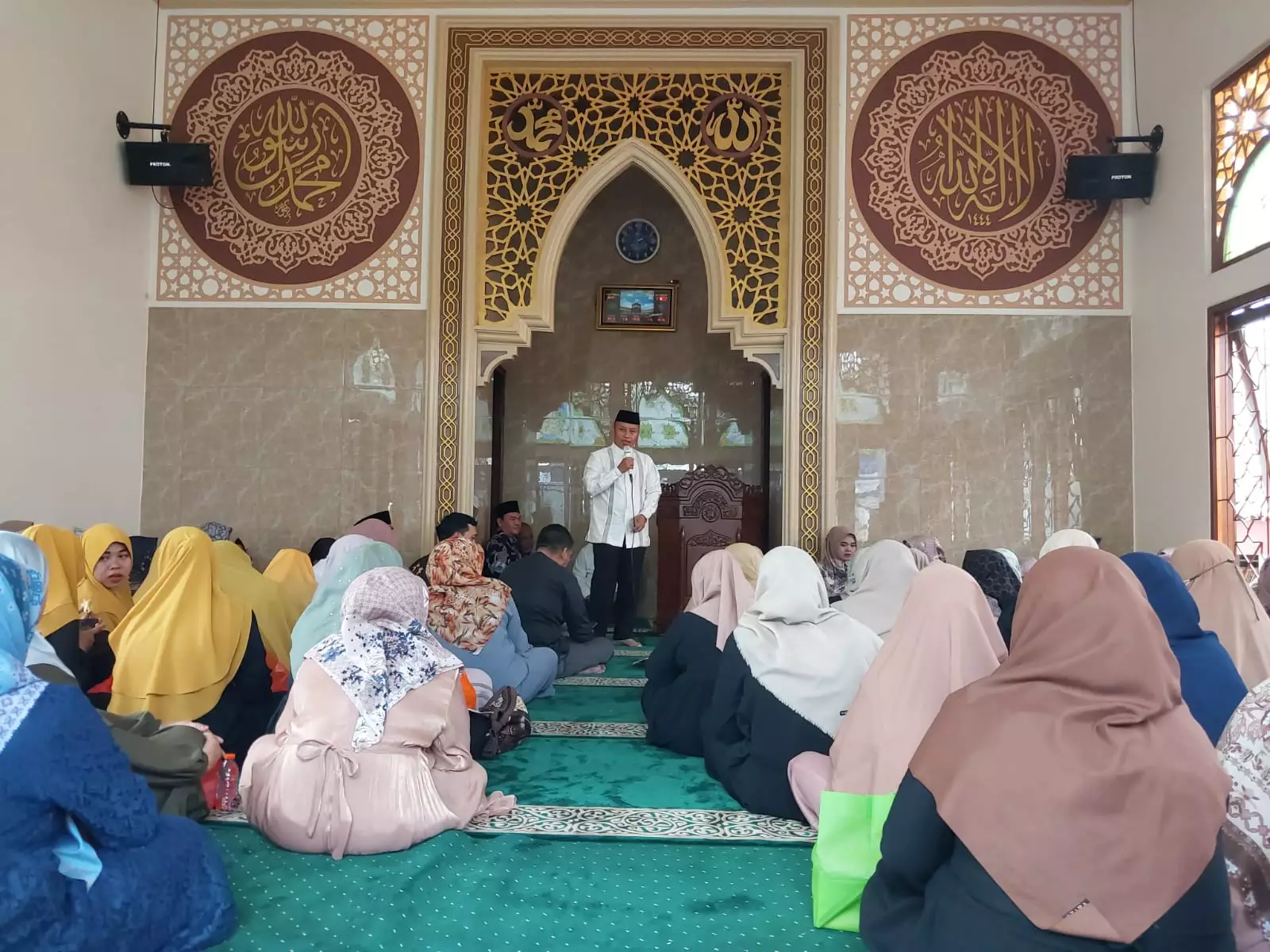 Kepada Ibu-Ibu Majelis Taklim, Ini Pesan Sekda Depok