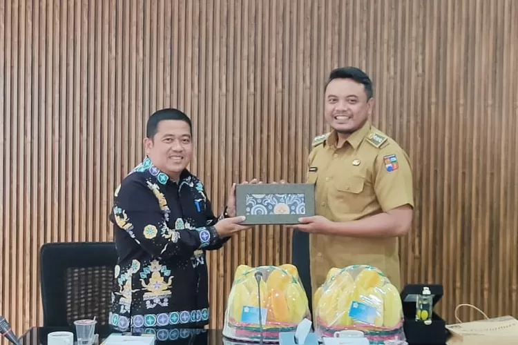 Tingkatkan Kualitas Pelayanan, Camat Cinere Sambangi Kecamatan Bogor Utara