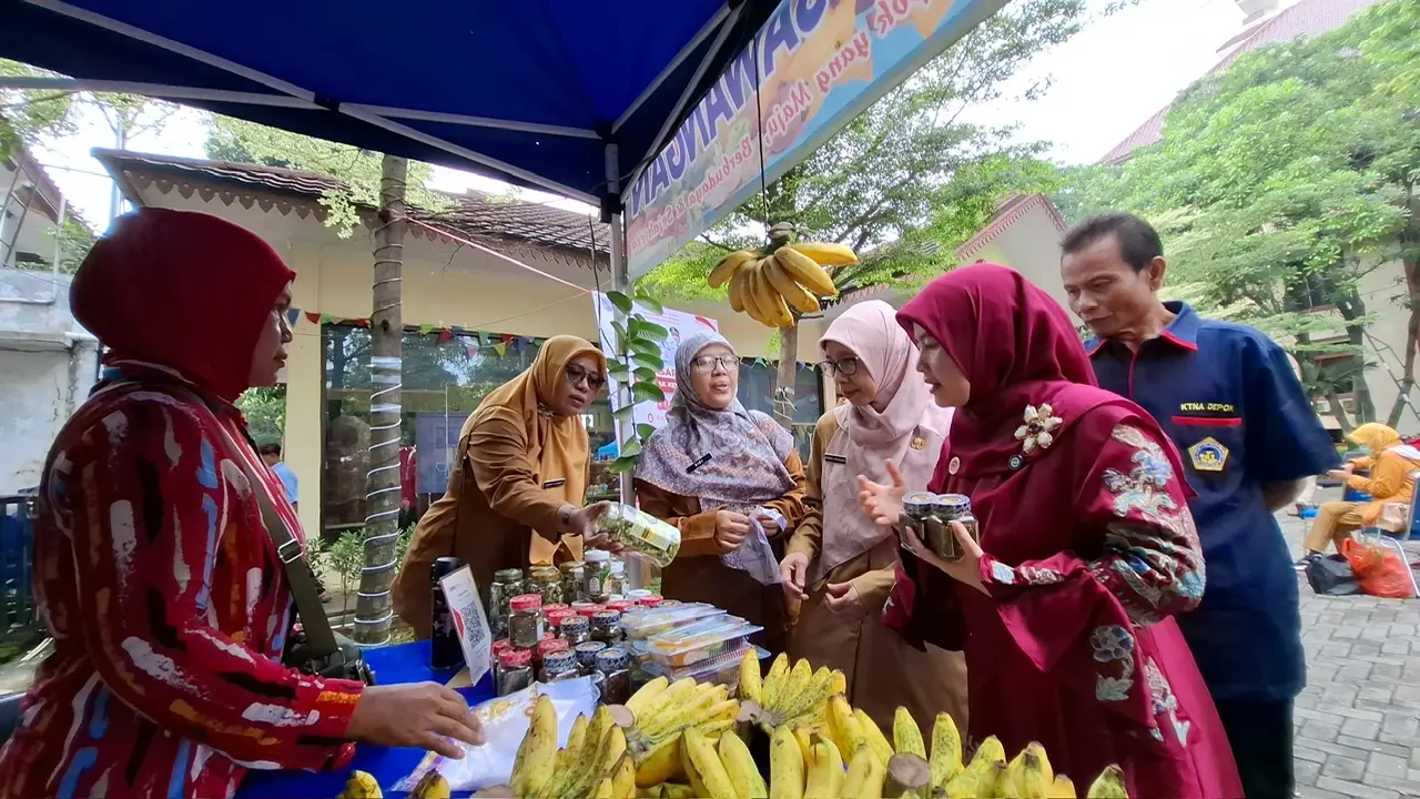 Cing Ikah Ajak Warga Ramaikan Pasar Tani, Cintai dan Banggakan Produk Lokal