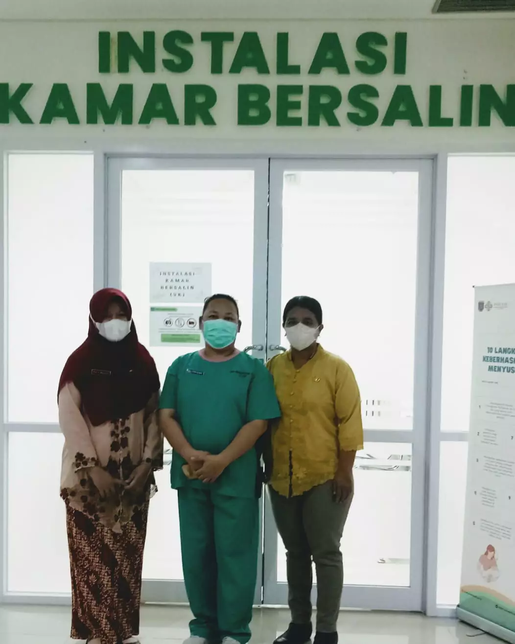 Bidan RSUD ASA Bantu Persalinan Bayi di Mobil