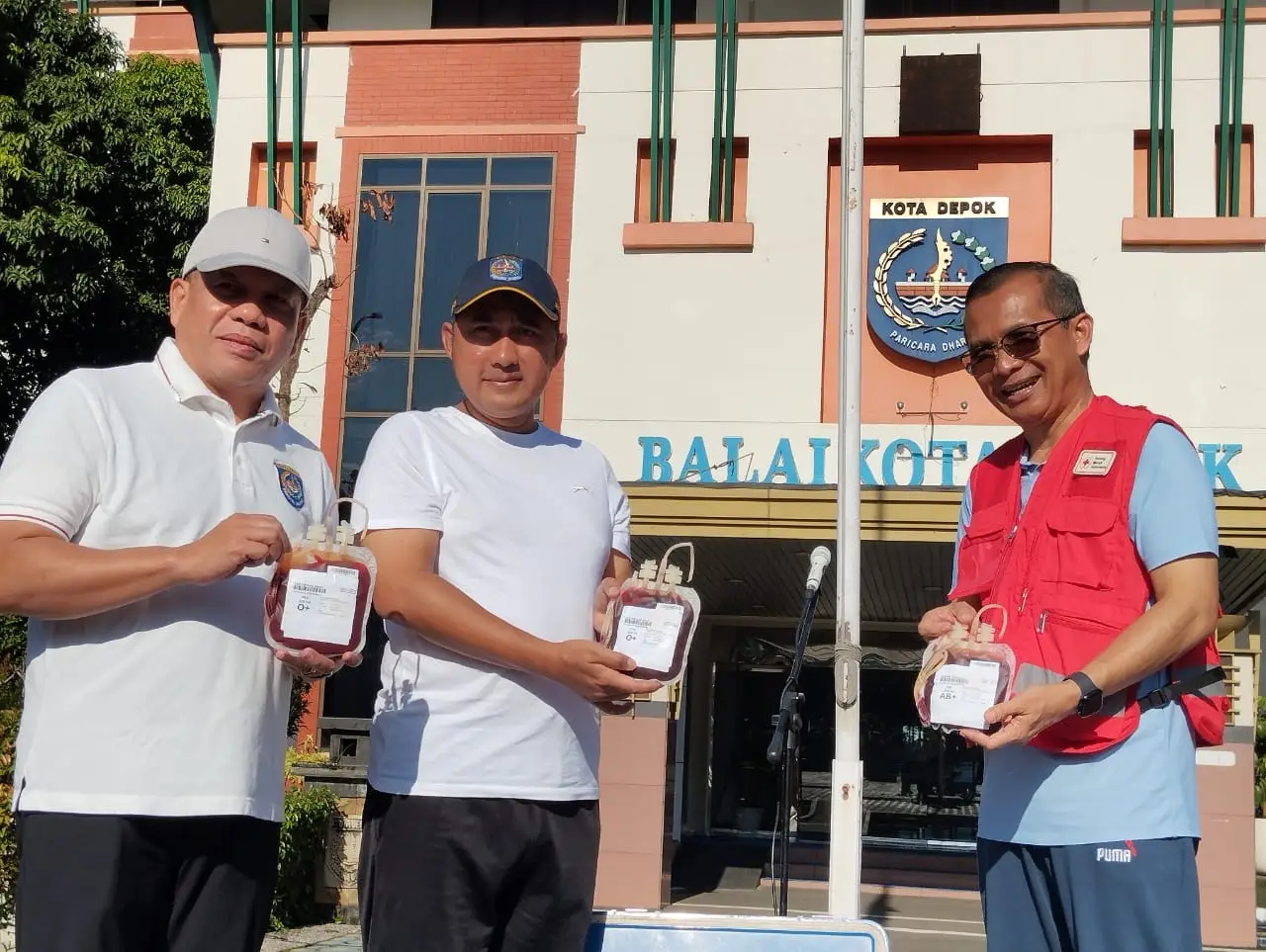 Depok Kirimkan 100 Kantong Darah untuk Korban Bencana Sumatera, Chandra Rahmansyah: Wujud Solidaritas Kemanusiaan