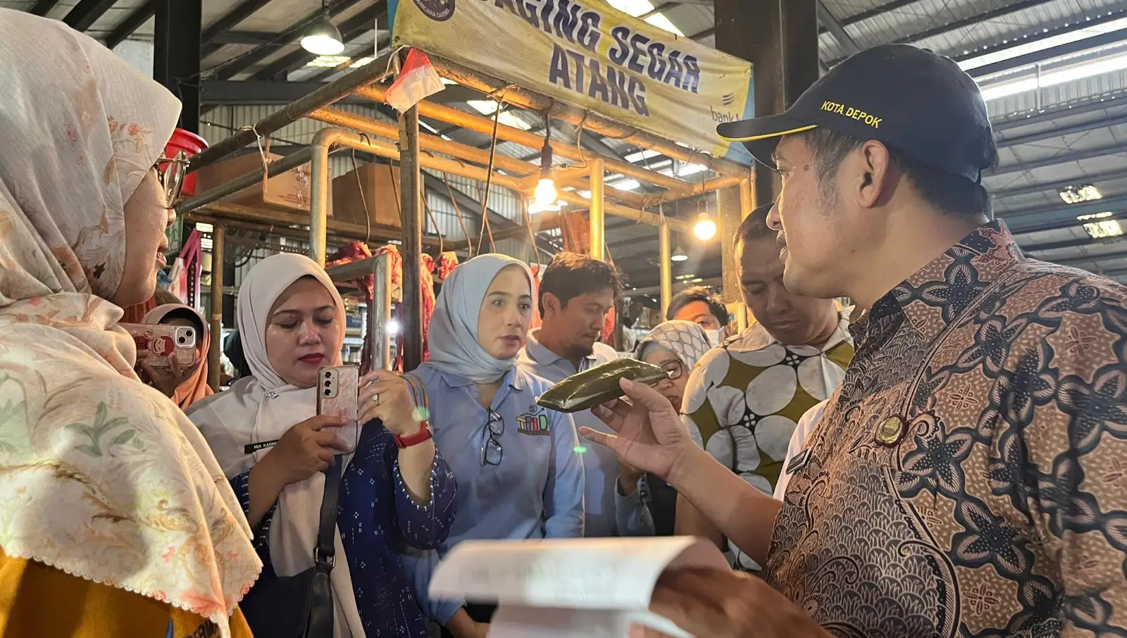 Wakil Wali Kota Minta Pedagang Tidak Jual Lontong Plastik