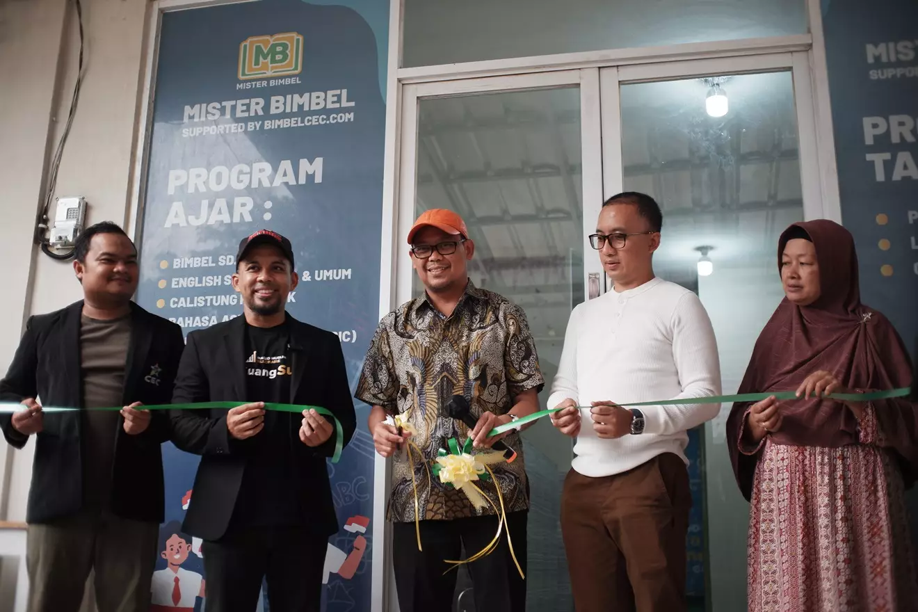 Wakil Wali Kota Hadiri Peresmian Mister Bimbel cabang GDC Depok