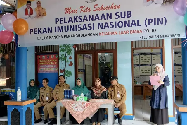 Pelaksanaan Sub Pekan Imunisasi Nasional Polio di Kelurahan Mekarsari