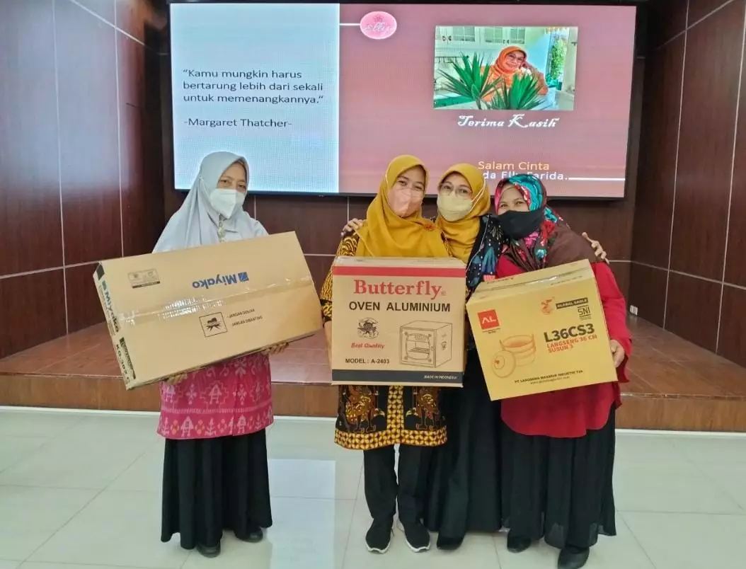 Dapat Bantuan Alat Usaha, Ketua Kelompok PEKKA Cinangka: Terima Kasih Pemkot Depok