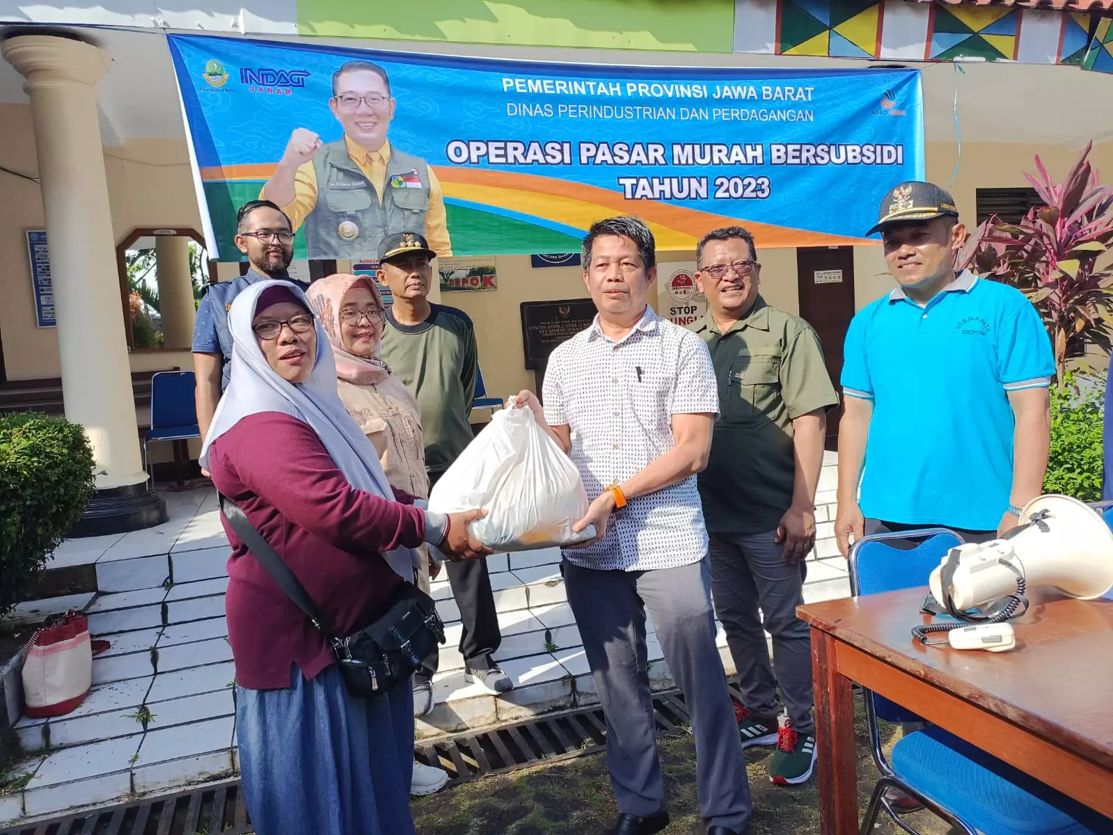 Sasar Ribuan Warga Sukmajaya, Pemprov Jabar Gelar Pasar Murah di Depok