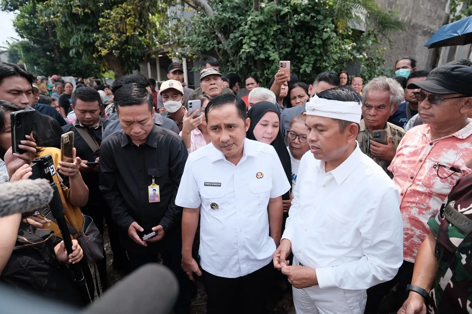 Sambangi Kampung Baru, Gubernur Jabar Pastikan Kejelasan Kepemilikan Lahan