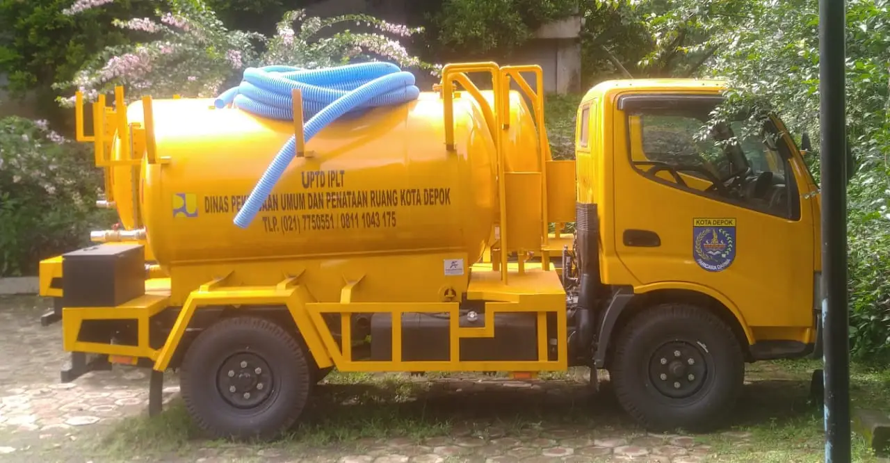 IPLT Kota Depok Tambah Dua Truk Penyedotan Limbah Domestik