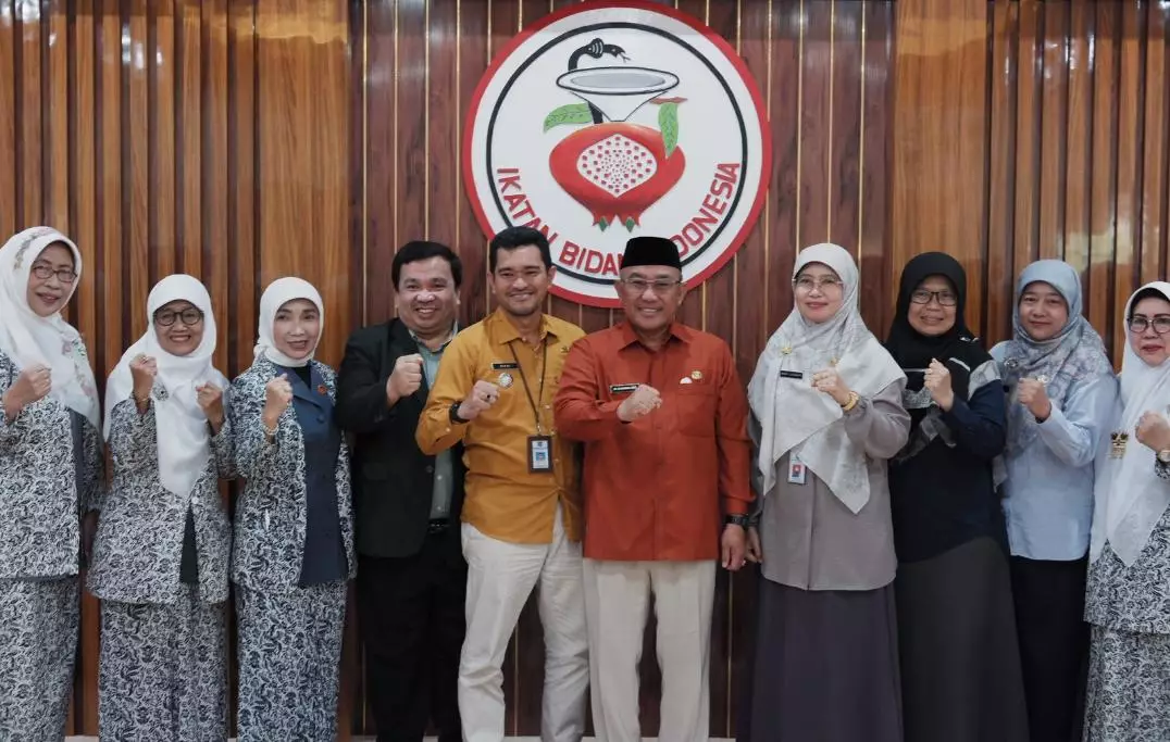 Resmikan Gedung Sekretariat IBI Depok, Kiai Idris: Disinilah Tempat Ibu Bidan Berkarya