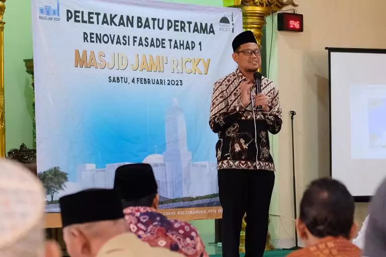 Peletakan Batu Pertama Renovasi Masjid Jami' Ricky, Bang Imam Ajak Warga Berinfak