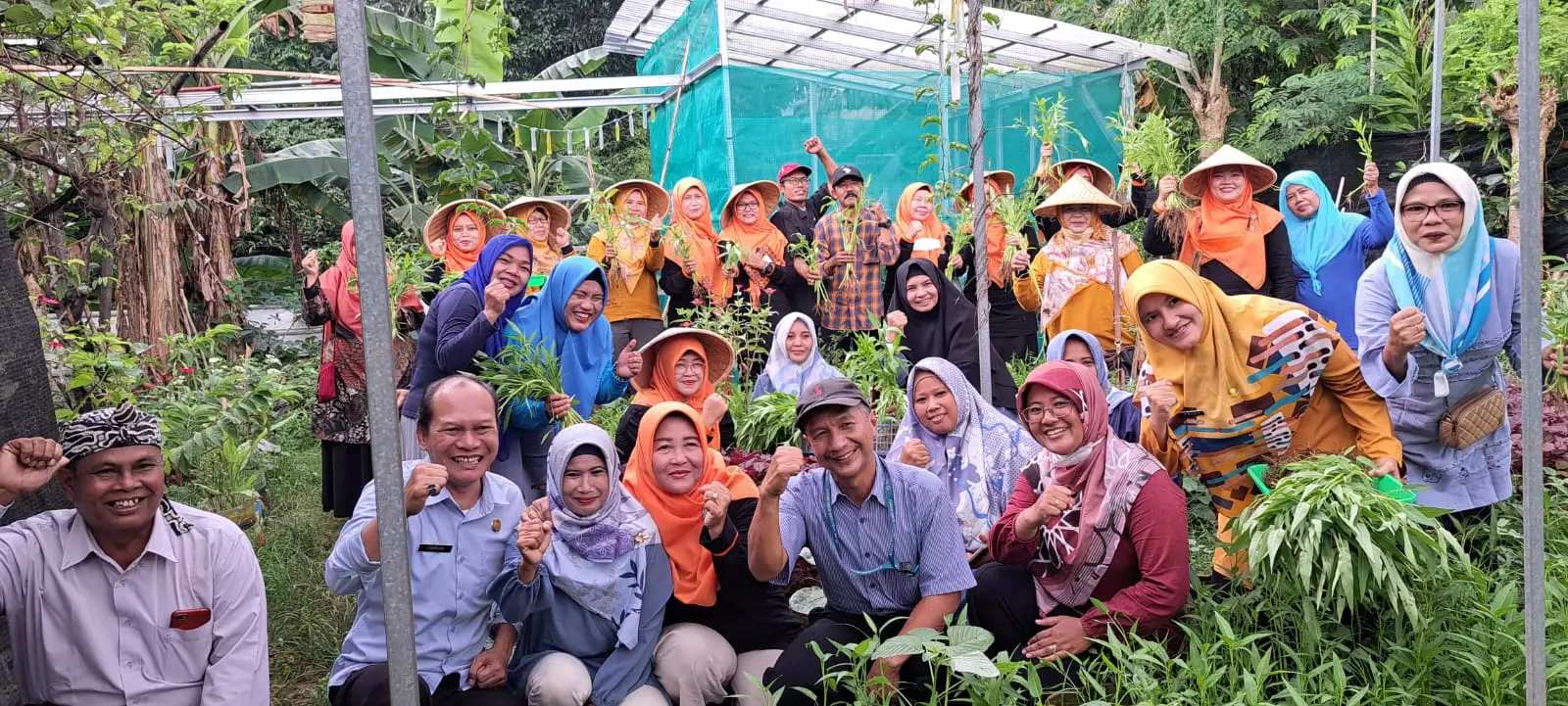 Kelurahan Beji Timur Belajar Pemanfaatan Lahan ke Ratujaya