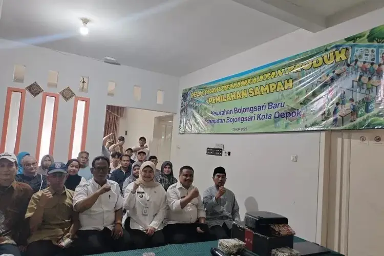 Warga Bojongsari Baru Dilatih Ubah Jelantah Jadi Produk Guna