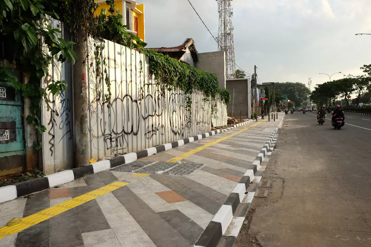 Revitalisasi Trotoar Margonda Raya Rampung, Warga: Pemkot Depok The Best, Tahu Kebutuhan Pejalan Kaki